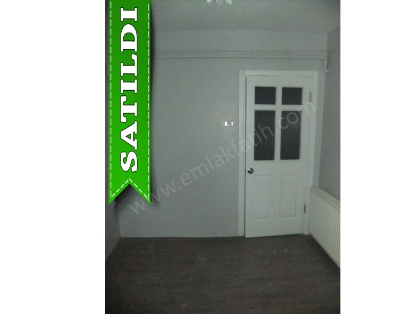 Kocamustafapaşa Hacıkadın Cad. Satılık Daire Kombili