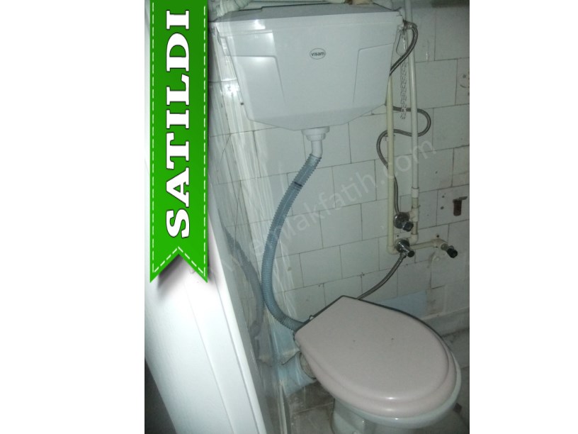 Kocamustafapaşa Hacıkadın Cad. Satılık Daire Kombili