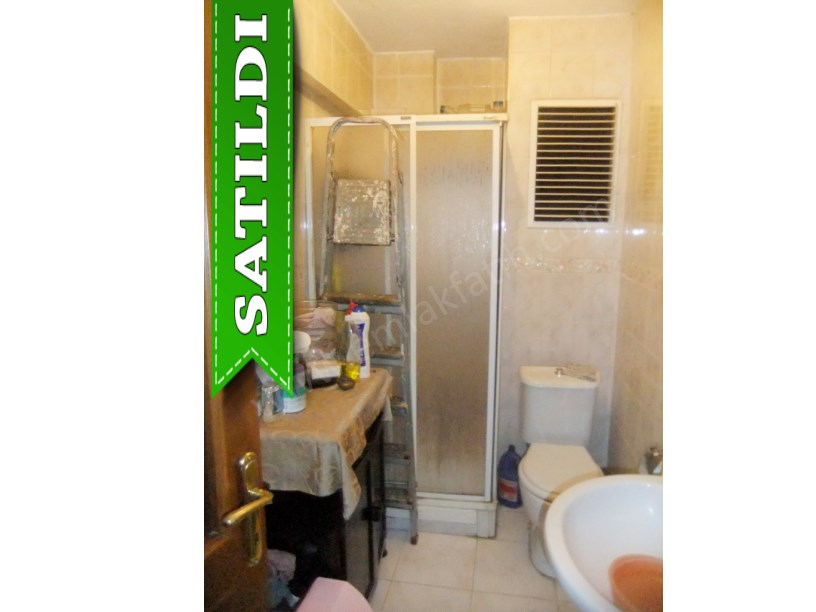 Kocamustafapaşa Cadde Üstü Satılık Daire Çift Cepheli Kombili