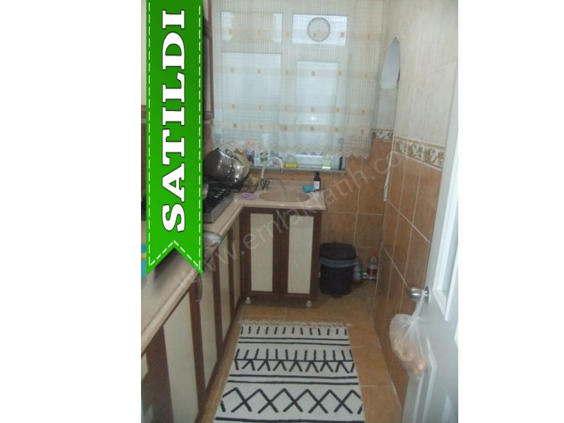 Kocamustafapaşa Şırlağan Sk. Satılık Daire ( ESKİ PORTFÖY )