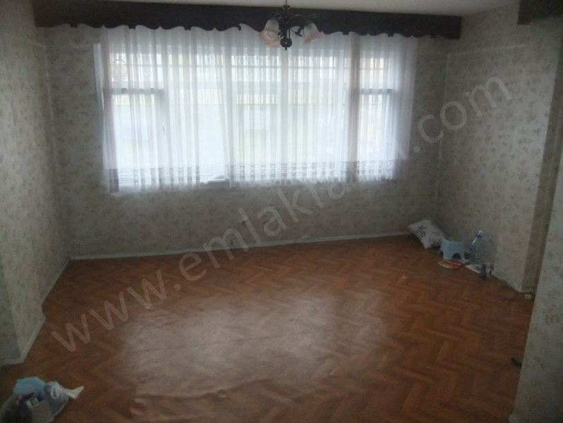 Kocamustafapaşa Kemancı Sitesi Satılık Daire Çift Cepheli