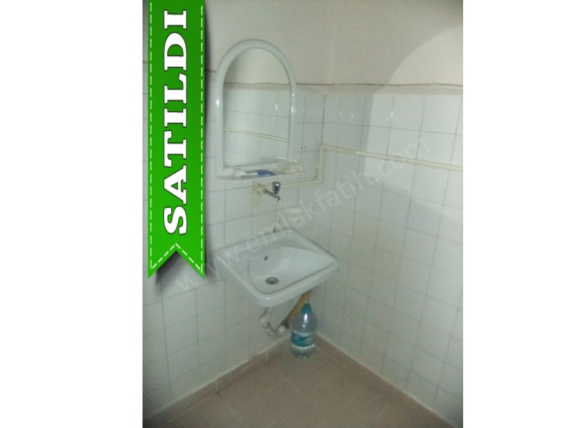 Kocamustafapaşa Kemancı Sitesi Satılık Daire ( ESKİ PORTFÖY )
