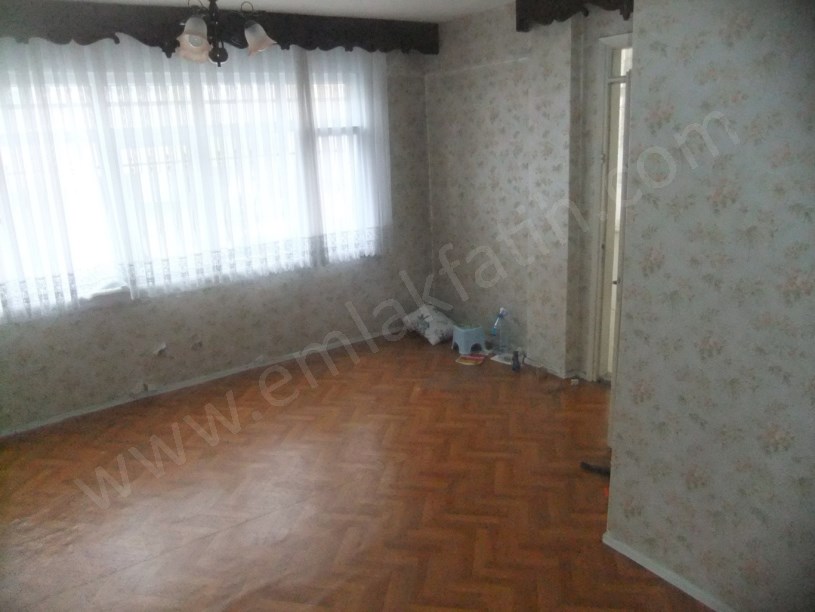 Kocamustafapaşa Kemancı Sitesi Satılık Daire ( ESKİ PORTFÖY )