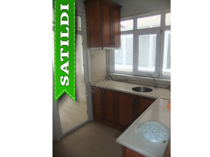 Kocamustafapaşa Kemancı Sitesi Satılık Daire Çift Cepheli