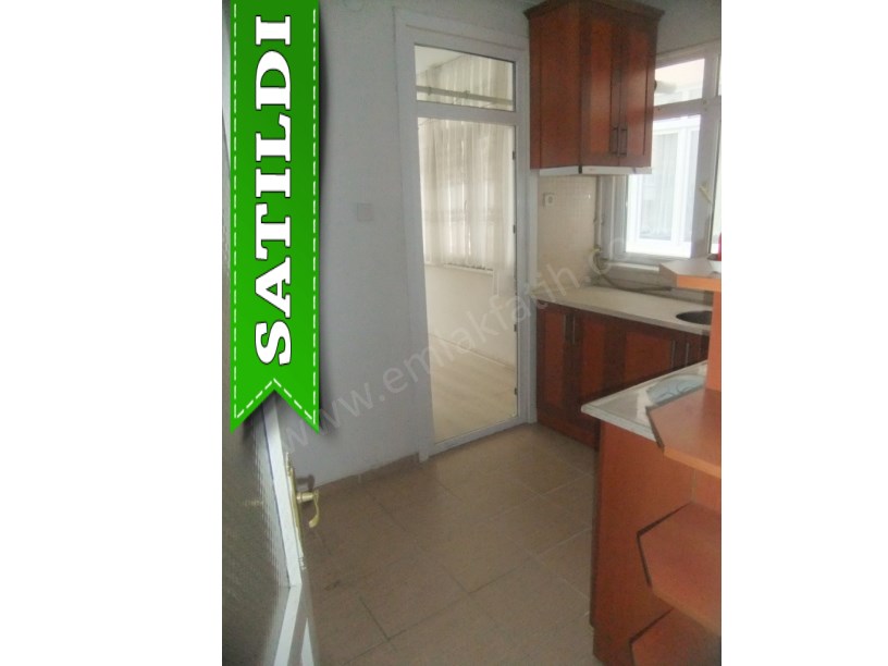 Kocamustafapaşa Kemancı Sitesi Satılık Daire ( ESKİ PORTFÖY )