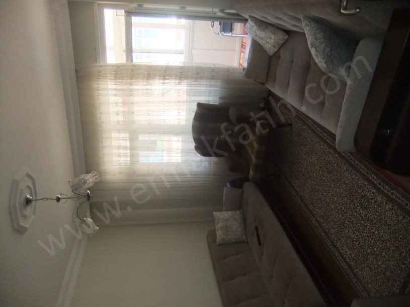 Kocamustafapaşa Melikşah Sk. Satılık Daire ( ESKİ PORTFÖY )