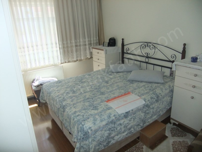 Kocamustafapaşa Melikşah Sk. Satılık Daire ( ESKİ PORTFÖY )