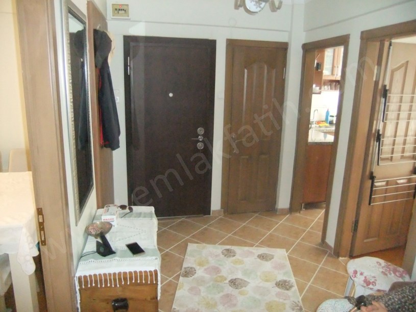 Kocamustafapaşa Melikşah Sk. Satılık Daire ( ESKİ PORTFÖY )