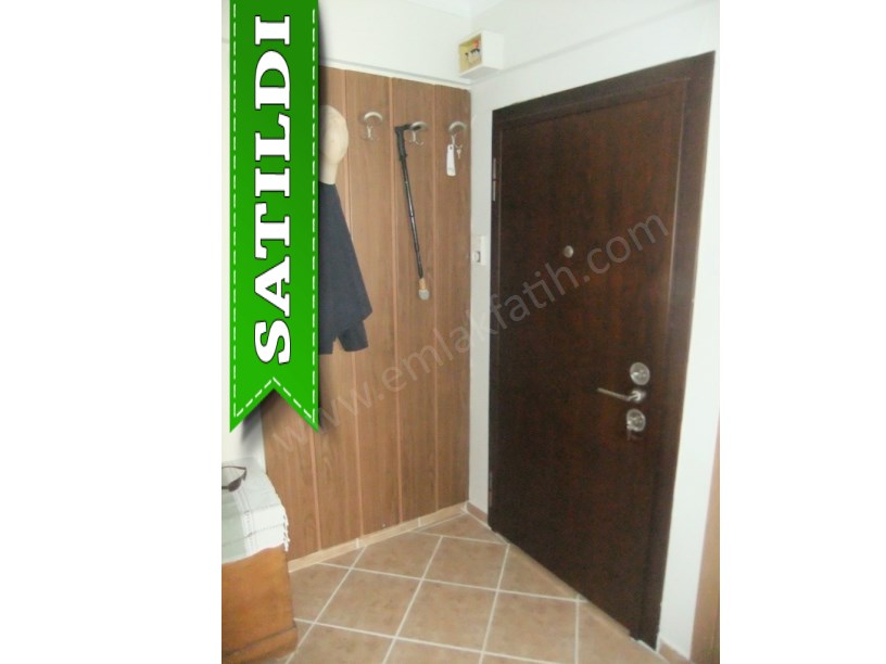 Kocamustafapaşa Melikşah Sk. Satılık Daire ( ESKİ PORTFÖY )