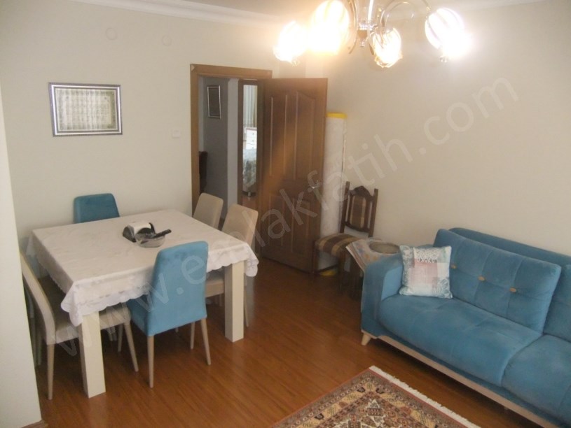 Kocamustafapaşa Melikşah Sk. Satılık Daire ( ESKİ PORTFÖY )