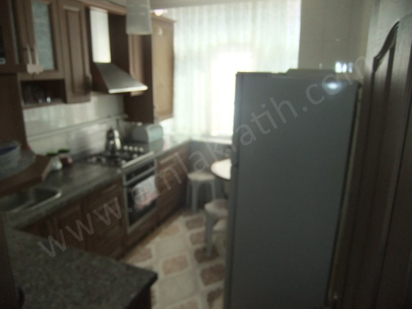 Kocamustafapaşa Melikşah Sk. Satılık Daire ( ESKİ PORTFÖY )