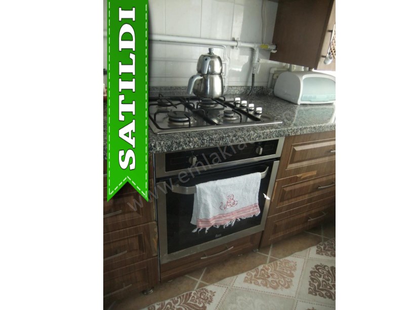 Kocamustafapaşa Melikşah Sk. Satılık Daire ( ESKİ PORTFÖY )