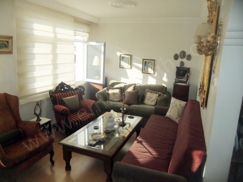 Fındıkzade Hüseyin Kazım Sk. Satılık Daire Çift Cepheli Dubleks