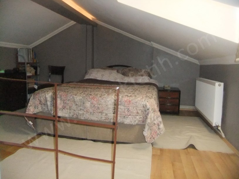 Fındıkzade Hüseyin Kazım Sk. Satılık Daire Çift Cepheli Dubleks