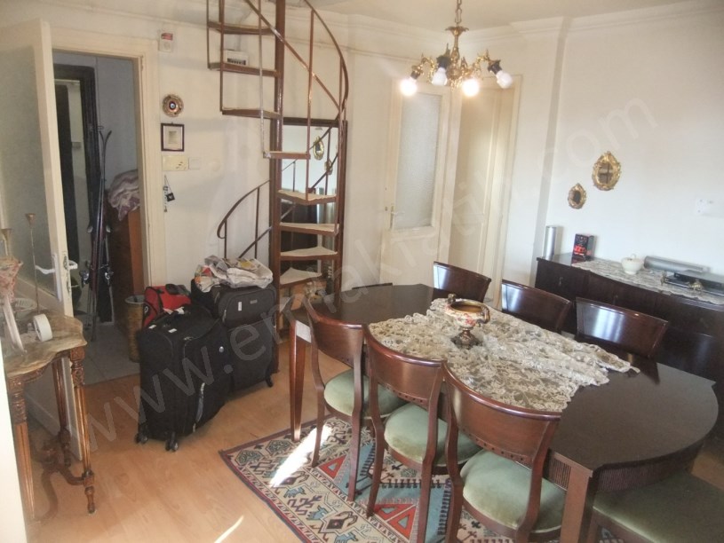 Fındıkzade Hüseyin Kazım Sk. Satılık Daire Çift Cepheli Dubleks