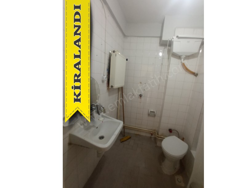 Kocamustafapaşa Kiralık Daire 3+1  ( ESKİ PORTFÖY )