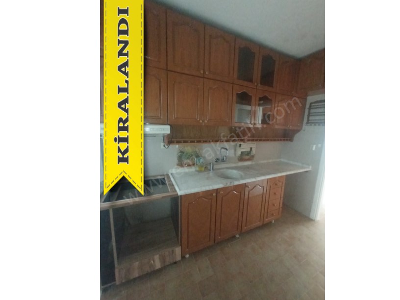 Kocamustafapaşa Kiralık Daire 3+1  ( ESKİ PORTFÖY )