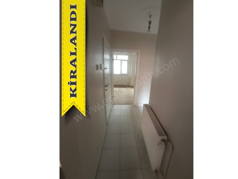 Kocamustafapaşa Milli Müdafaa Cad. Kiralık Daire 1+1 Temiz Çift Cepheli