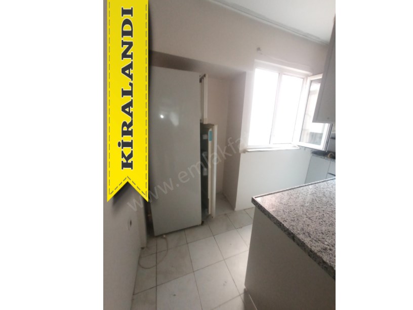 Kocamustafapaşa Milli Müdafaa Cad. Kiralık Daire 1+1 Temiz Çift Cepheli