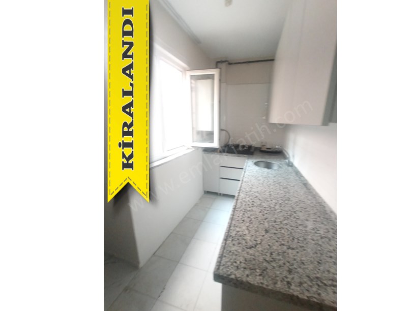 Kocamustafapaşa Milli Müdafaa Cad. Kiralık Daire 1+1  ( ESKİ PORTFÖY )