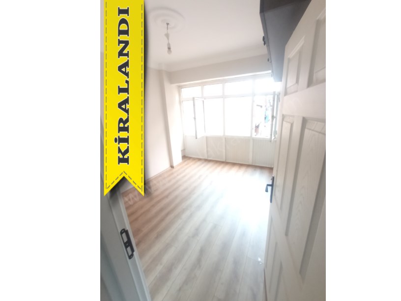 Kocamustafapaşa Milli Müdafaa Cad. Kiralık Daire 1+1 Temiz Çift Cepheli