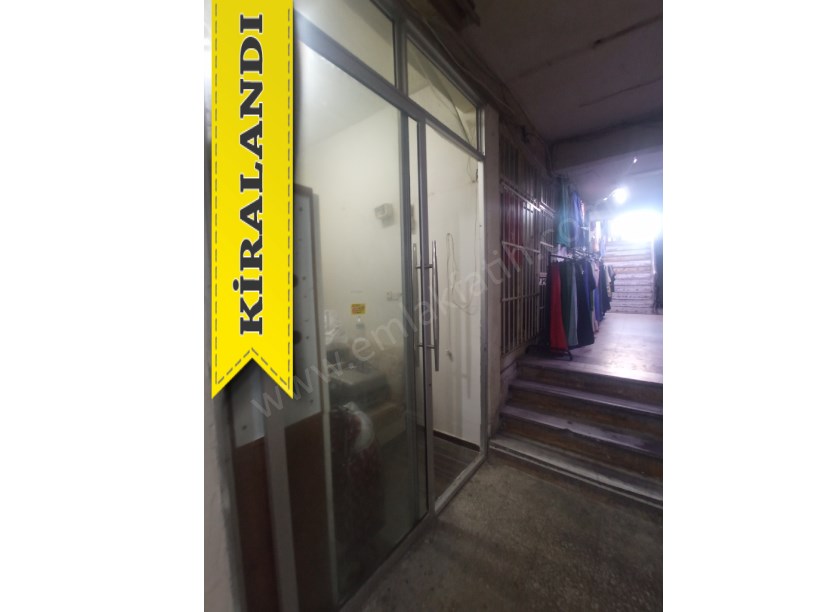 FATİH EMLAKTAN ANA CADDE ÜZERİ PASAJ İÇİ 8 m² Depo ( ESKİ PORTFÖY )
