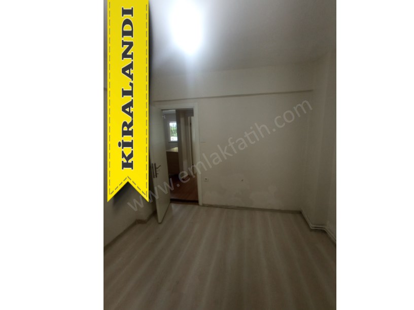 Yedikule Samancı Odaları Sk. Kiralık Daire 2+1  ( ESKİ PORTFÖY )