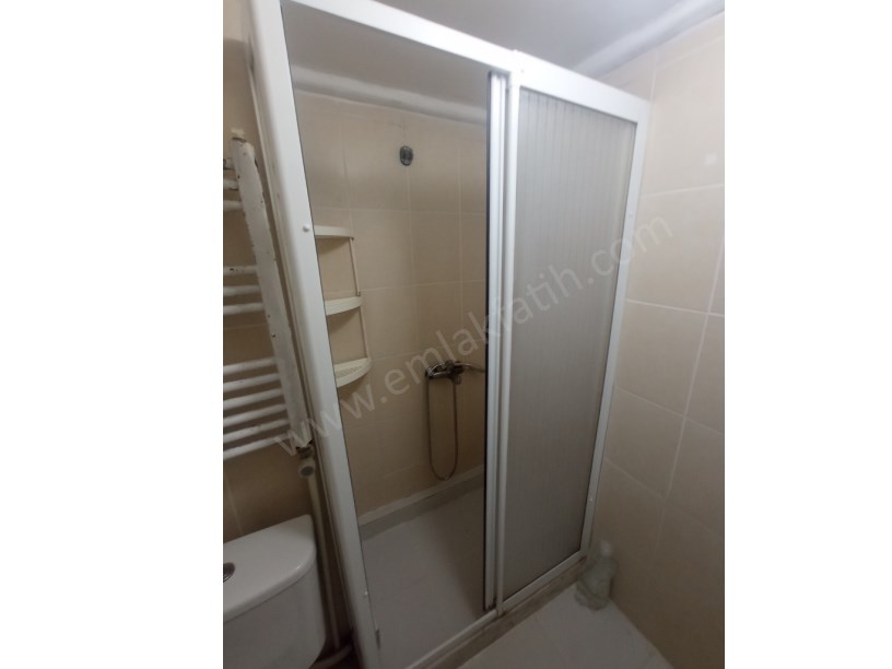 Yedikule Samancı Odaları Sk. Kiralık Daire 2+1 Temiz Büyük Bahçeli