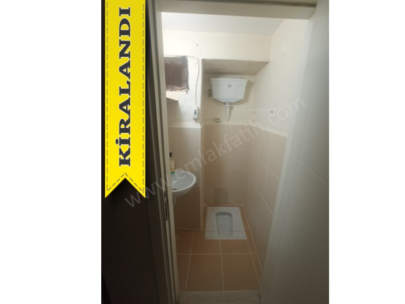 Yedikule Samancı Odaları Sk. Kiralık Daire 2+1  ( ESKİ PORTFÖY )