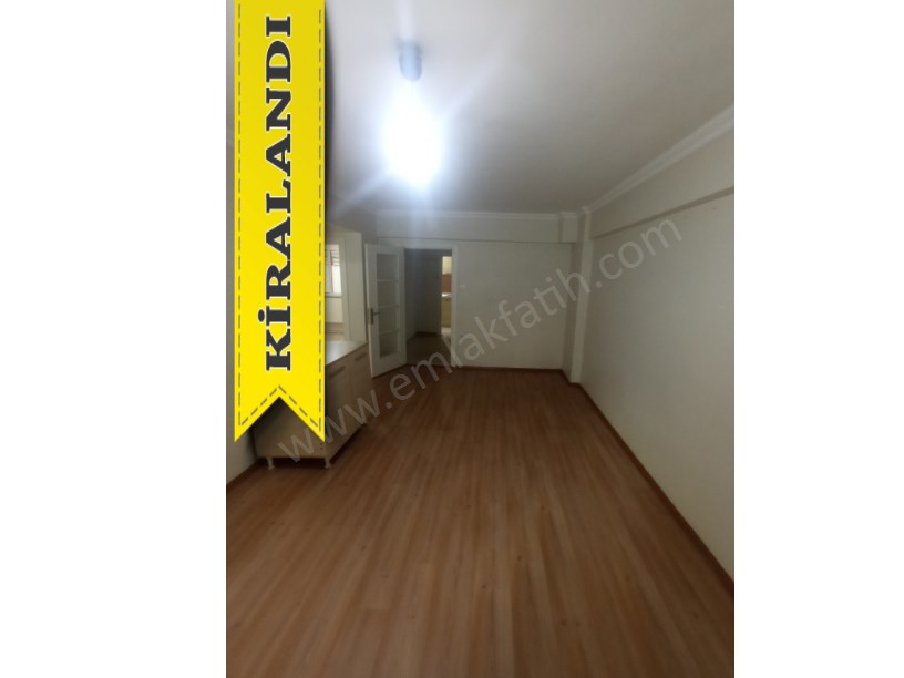 Yedikule Samancı Odaları Sk. Kiralık Daire 2+1  ( ESKİ PORTFÖY )