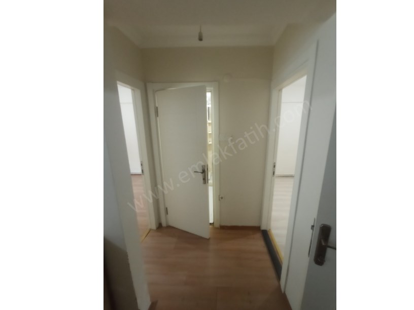 Yedikule Samancı Odaları Sk. Kiralık Daire 2+1 Temiz Büyük Bahçeli