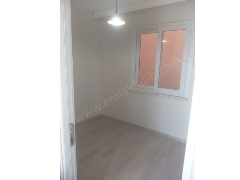 Kocamustafapaşa Müşir Süleyman Sk. Kiralık Daire 3+1 Deniz Manzaralı