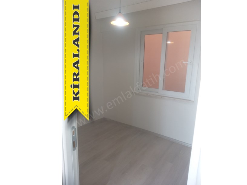 Kocamustafapaşa Müşir Süleyman Sk. Kiralık Daire 3+1 Deniz Manzaralı