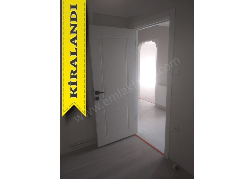 Kocamustafapaşa Müşir Süleyman Sk. Kiralık Daire 3+1 ( ESKİ PORTFÖY )