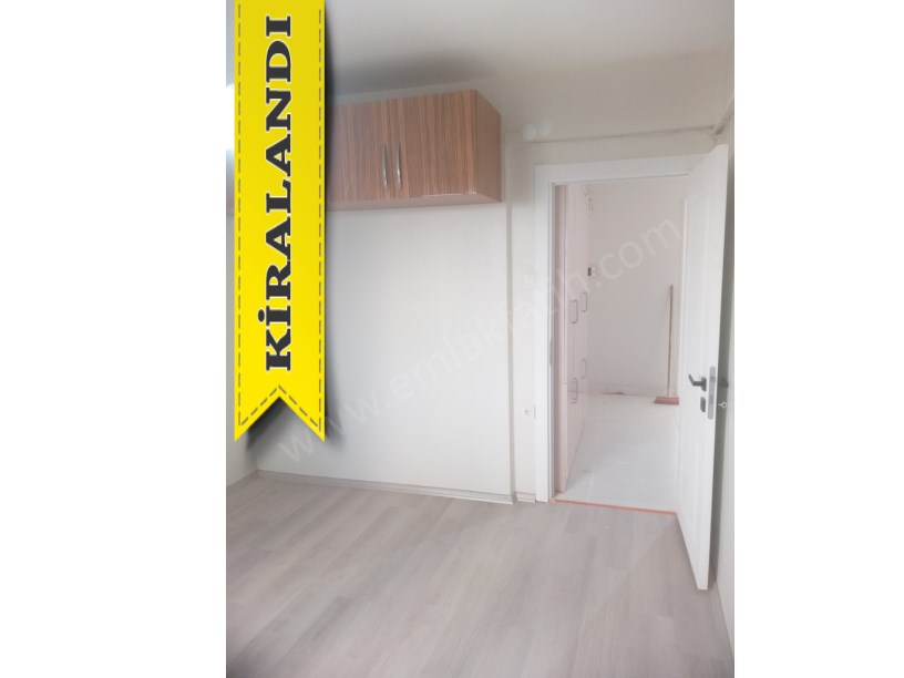 Kocamustafapaşa Müşir Süleyman Sk. Kiralık Daire 3+1 ( ESKİ PORTFÖY )