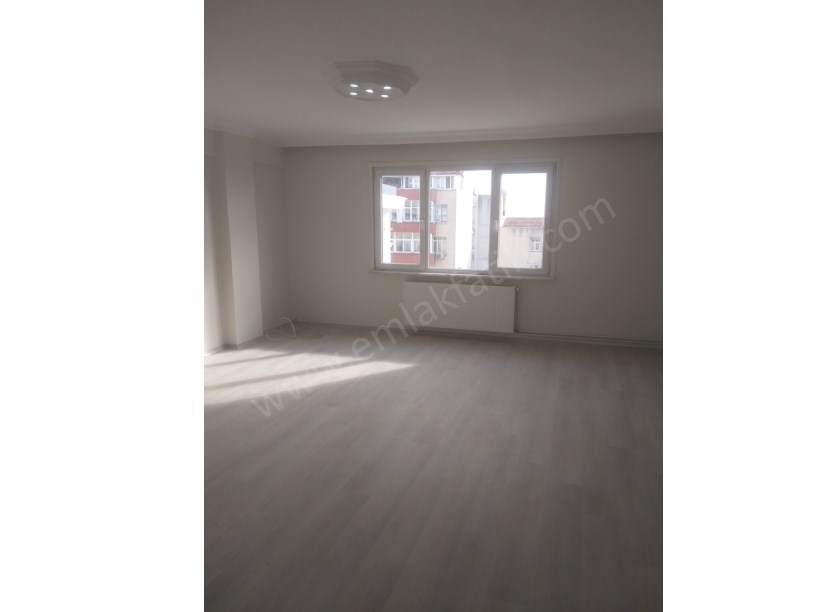 Kocamustafapaşa Müşir Süleyman Sk. Kiralık Daire 3+1 Deniz Manzaralı