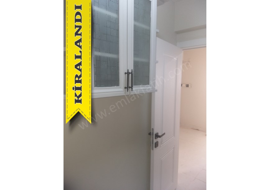 Kocamustafapaşa Müşir Süleyman Sk. Kiralık Daire 3+1 Deniz Manzaralı