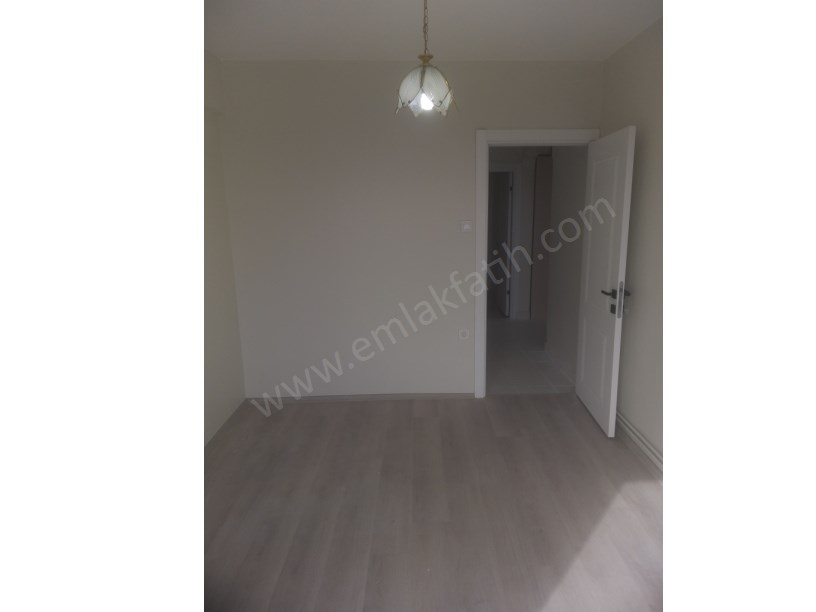 Kocamustafapaşa Müşir Süleyman Sk. Kiralık Daire 3+1 Deniz Manzaralı