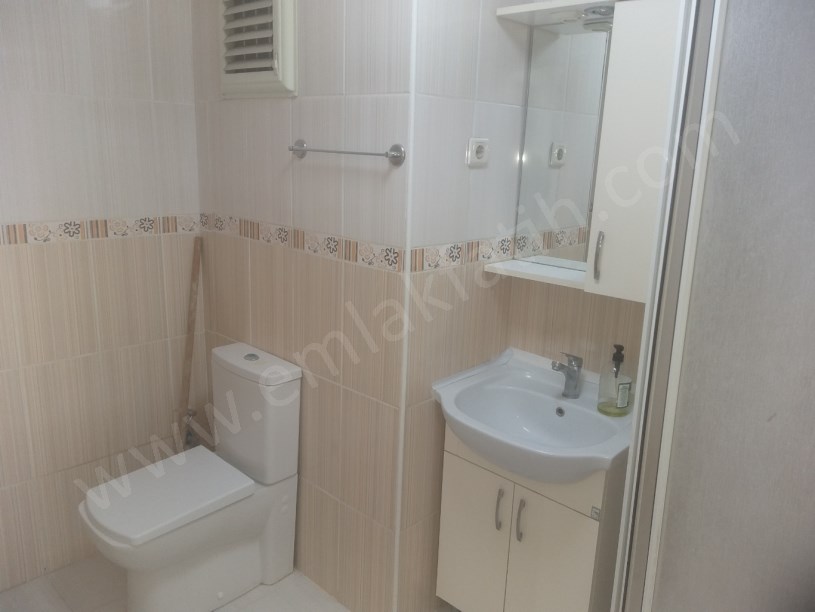 Kocamustafapaşa Müşir Süleyman Sk. Kiralık Daire 3+1 Deniz Manzaralı