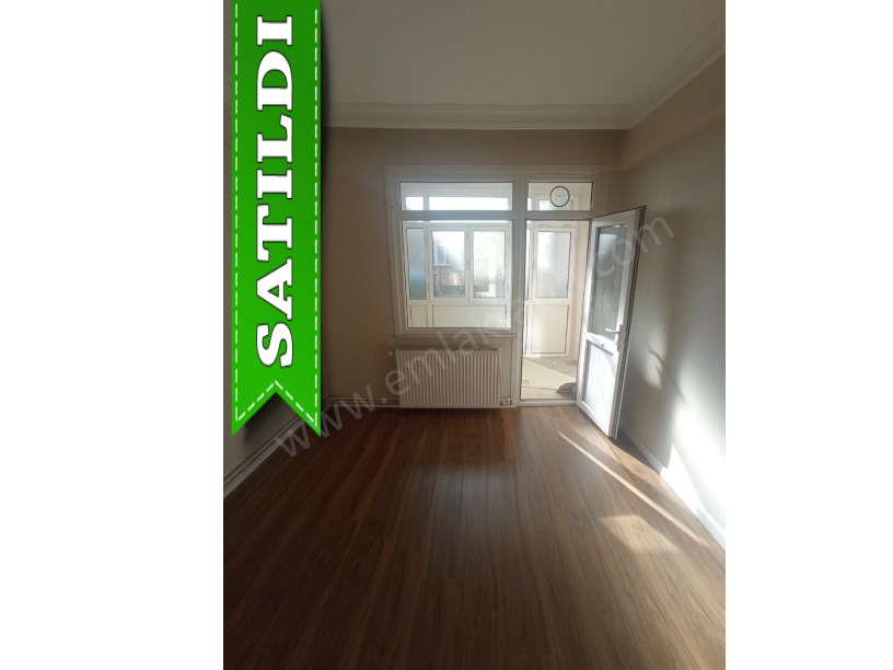 Kocamustafapaşa İzci Türk Sok. BOŞ 3+1 Satılık Daire Yapılı 1.KAT Daire