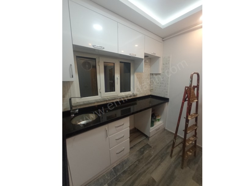 Kocamustafapaşa Nafız Gürman Caddesi Lüks Yapılı Kiralık Daire 3+1 Yeni Tadilatlı ( ►) Video Var