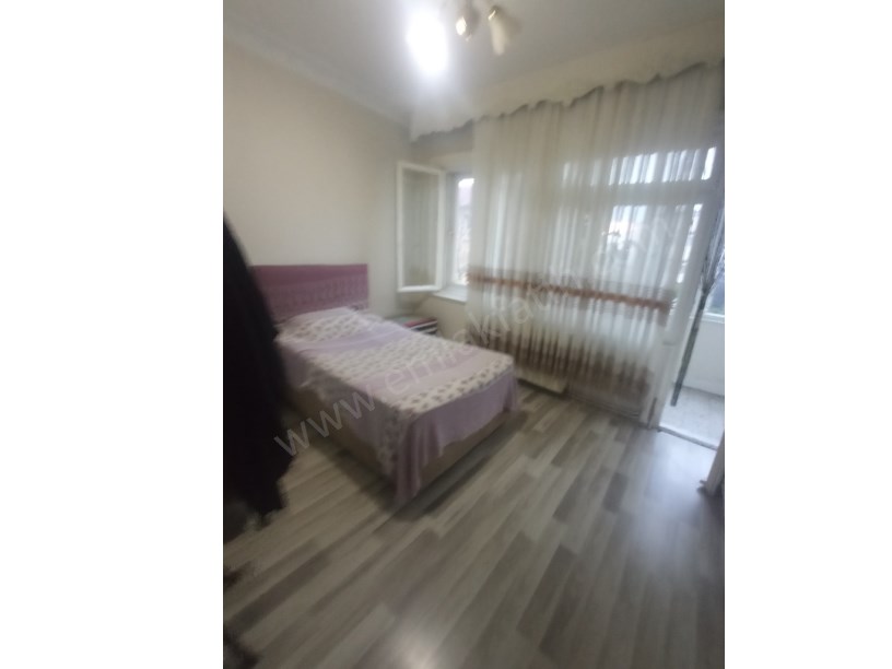 Kocamustafapaşa Nafız Gürman Cad 2+1 Deniz Manzaralı Balkonlu Boş 1.KAT Satılık Daire