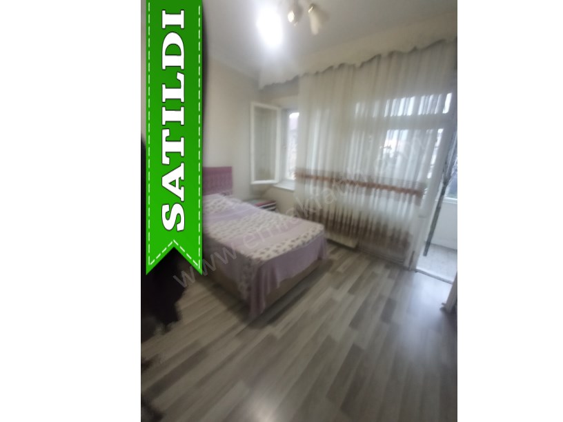 Kocamustafapaşa Nafız Gürman Cad 2+1 Deniz Manzaralı Balkonlu Boş 1.KAT Satılık Daire