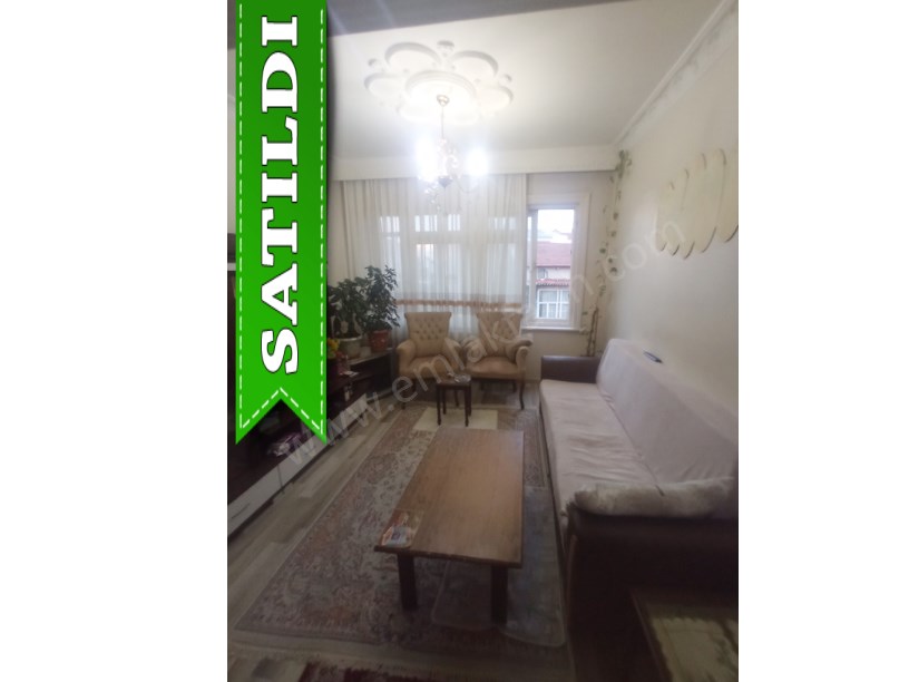 Kocamustafapaşa Nafız Gürman Cad 2+1 Deniz Manzaralı Balkonlu Boş 1.KAT Satılık Daire