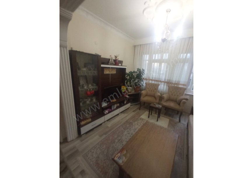 Kocamustafapaşa Nafız Gürman Cad 2+1 Deniz Manzaralı Balkonlu Boş 1.KAT Satılık Daire