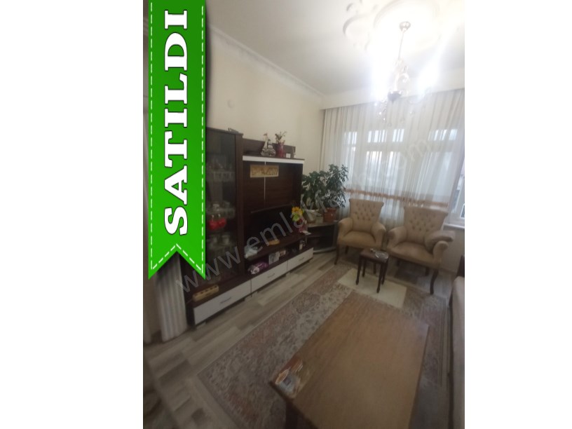 Kocamustafapaşa Nafız Gürman Cad 2+1 Deniz Manzaralı Balkonlu Boş 1.KAT Satılık Daire