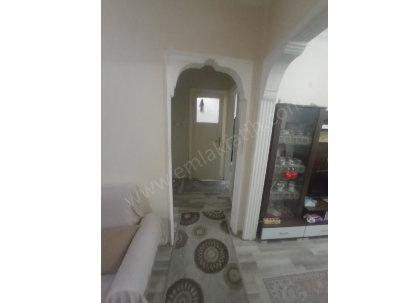 Kocamustafapaşa Nafız Gürman Cad 2+1 Deniz Manzaralı Balkonlu Boş 1.KAT Satılık Daire