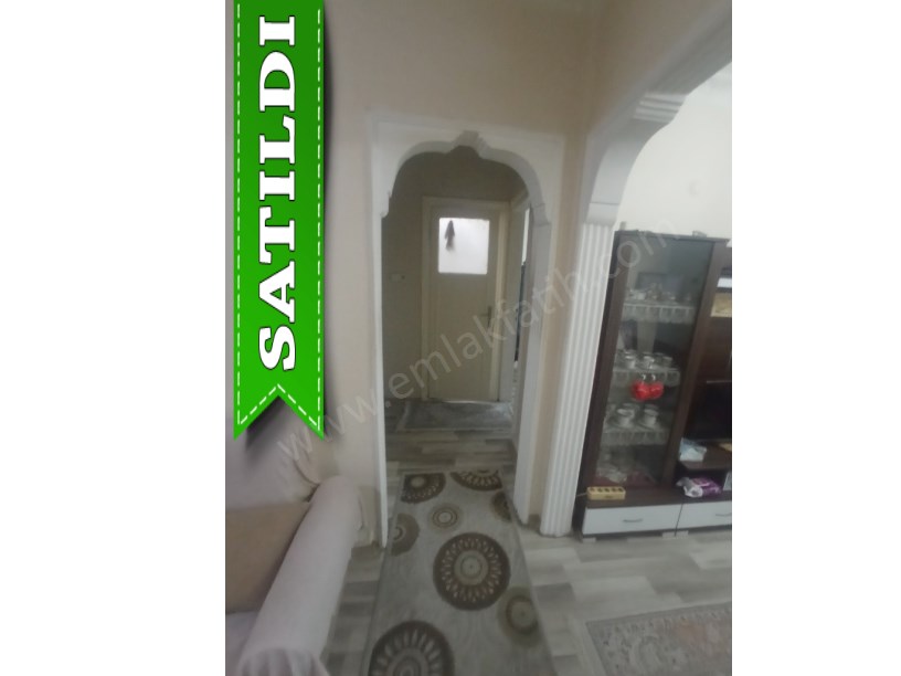 Kocamustafapaşa Nafız Gürman Cad 2+1 Deniz Manzaralı Balkonlu Boş 1.KAT Satılık Daire