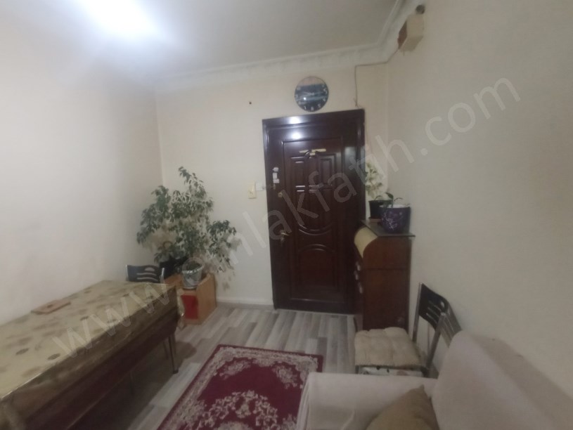 Kocamustafapaşa Nafız Gürman Cad 2+1 Deniz Manzaralı Balkonlu 1.KAT Satılık Daire