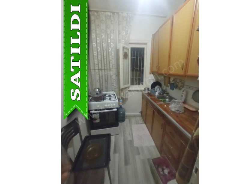 Kocamustafapaşa Nafız Gürman Cad 2+1 Deniz Manzaralı Balkonlu Boş 1.KAT Satılık Daire